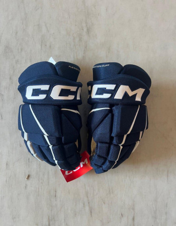 predam-hokejove-rukavice-ccm-tacks-xf80-sr-big-0