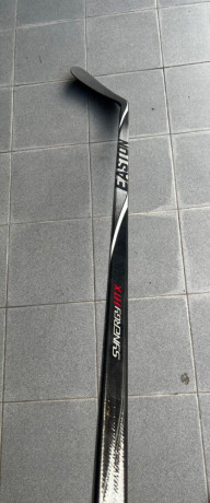 hokejka-easton-htx-flex-110-joe-sakic-big-2