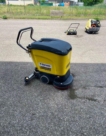karcher-bd-4025-c-podlahovy-umyvaci-stroj-big-0