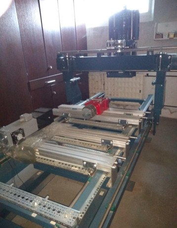 predam-mechaniku-na-cnc-frezu-vr-vretena-big-1
