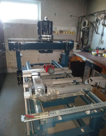 predam-mechaniku-na-cnc-frezu-vr-vretena-big-0