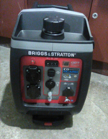 invert-elektrocentrala-briggs-stratton-p2400-s-podvozkom-big-3