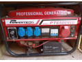 vykonna-benzinova-elektrocentrala-powertech-pt6500we-small-0