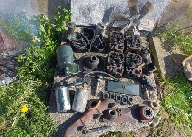 zetor-vrtula-palivove-filtre-hlavy-motora-big-0