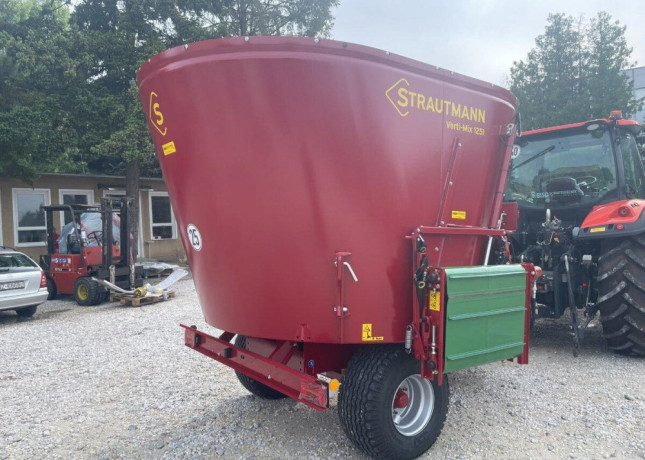 krmny-voz-strautmann-verti-mix-1251-big-2