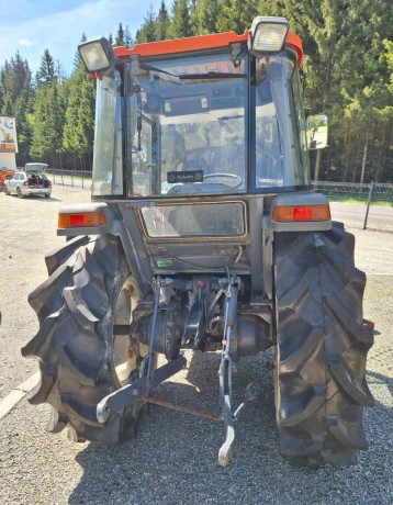 japonsky-traktor-kubota-gl-320-big-4