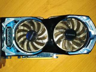 predam-graficku-kartu-gigabyte-amd-radeon-6850
