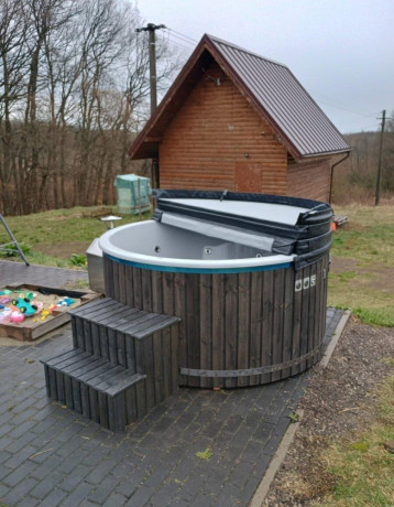hottub-dreveny-kupaci-sud-bazen-big-4