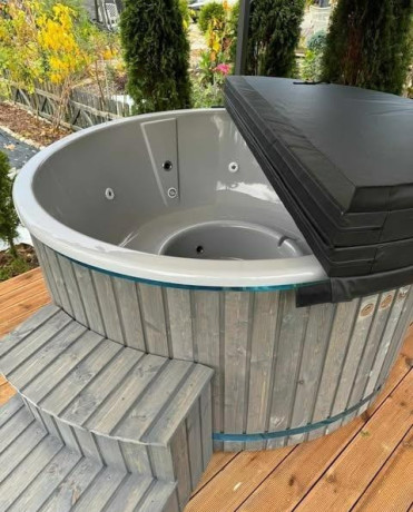 hottub-dreveny-kupaci-sud-bazen-big-3