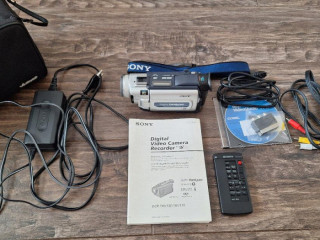 sony-dcr-trv15e-videokamera