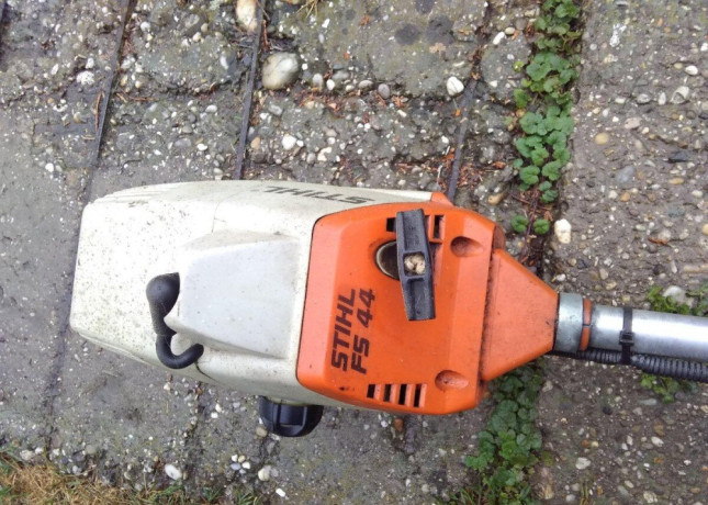 predam-krovinorez-stihl-fs-44-big-3