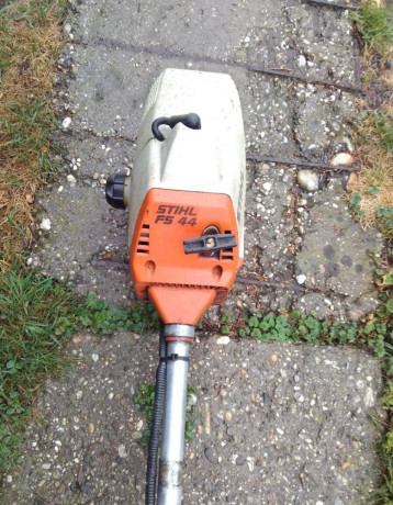 predam-krovinorez-stihl-fs-44-big-0