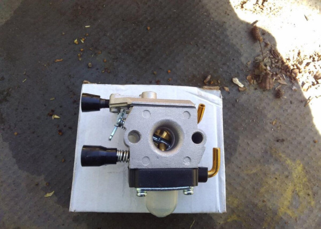 predam-karburatory-na-krovinorezy-fs-stihl-55-big-2