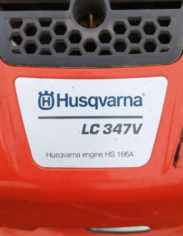 husqvarna-motorova-kosacka-lc-347v-zaruke-42027-big-2