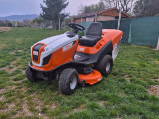 zahradny-traktor