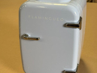 mini-chladnicka-flamingueo
