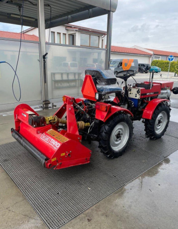 malotraktor-mt8-132-big-2