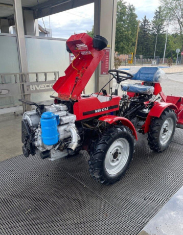 malotraktor-mt8-132-big-3