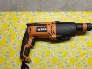 profesionalne-vrtacie-a-sekacie-kladivo-aeg-kh-24-xe