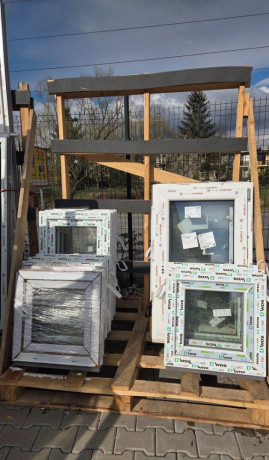 plastove-skladove-okna-biela-zlaty-dub-big-1