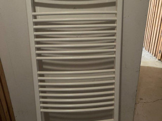 predam-kupelnovy-radiator-135-60-cm