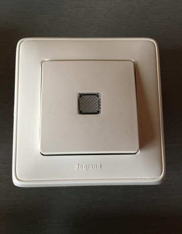 legrand-cariva-big-4