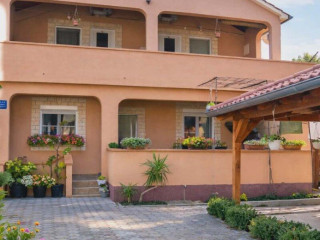dovolenka-chorvatsko-biograd-na-moru