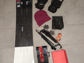 novy-splitboardovy-komplet-rome-uprise-vybava