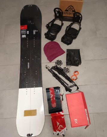 novy-splitboardovy-komplet-rome-uprise-vybava-big-0