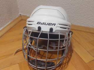 bhh2100-bauer-hokejova-helma-aj-s-mriezkou-kosikom