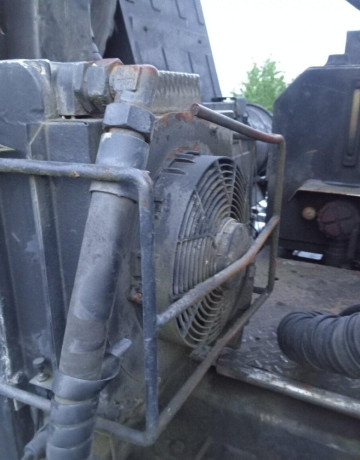 hydraulicka-ruka-s-drapakom-a-rotatorom-lkt-big-3