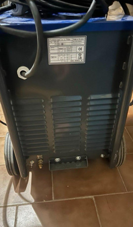 zvaracka-formica-wpl-200-200a-400v-profesionalna-big-2