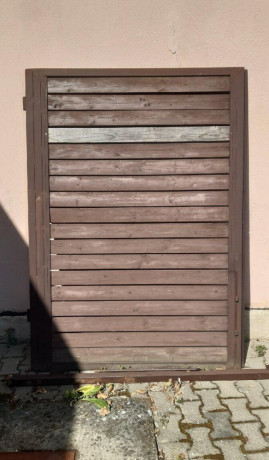 branove-kridla-s-kovovym-ramom-vyska-200-cm-big-1
