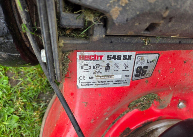 motorova-kosacka-hecht-546sx-big-3