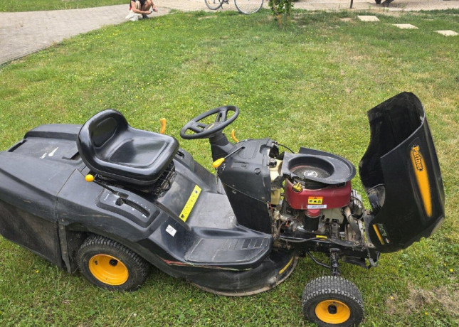 zahradny-traktor-partner-p11577rb-big-2