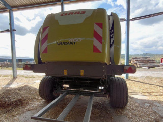 lis-na-okruhle-baliky-claas-variant-460rc