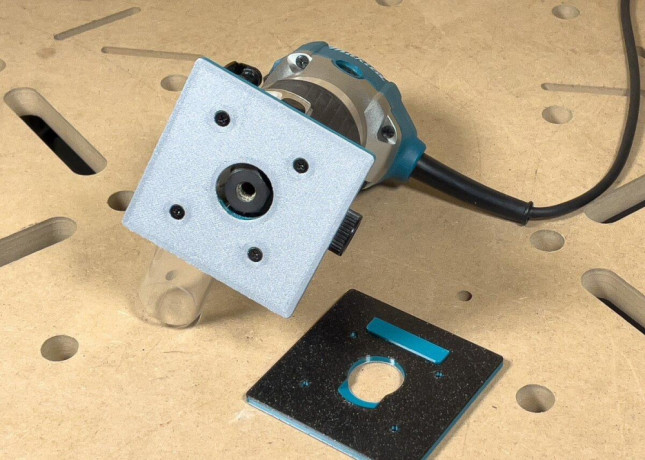 stvorcova-zakladna-100x100-mm-pre-makita-rt0702c-big-0