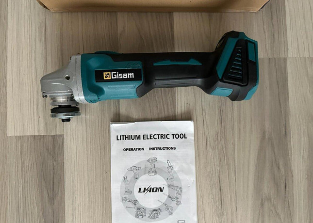 aku-uhlova-bruska-baterky-makita-18v-big-0