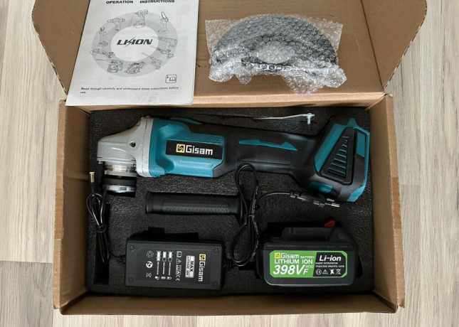 aku-uhlova-bruska-baterky-makita-18v-big-1