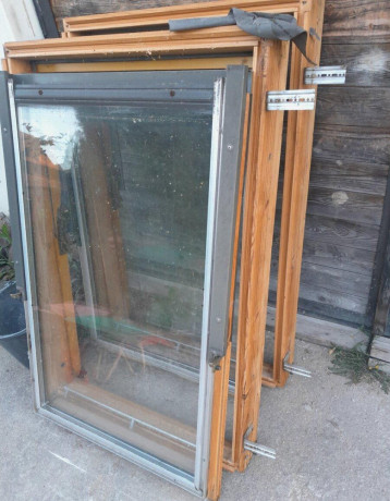 stresne-okna-780x1200cm-big-0