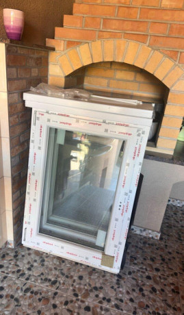 plastove-okna-100x70cmnove-big-0