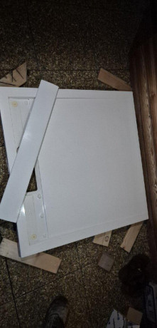 sprchova-vanicka-90x90-sanswiss-big-1