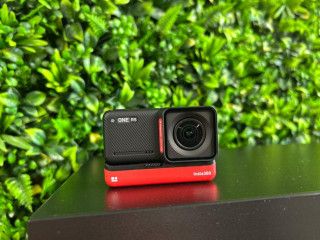 insta360-one-rs-twinedition