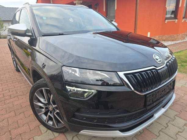 skoda-karoq-20-tdi-scr-scout-big-3