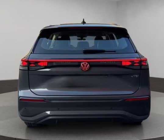volkswagen-tayron-7-miestny-dsg-15-etsi-110kw-v-zaruke-big-3