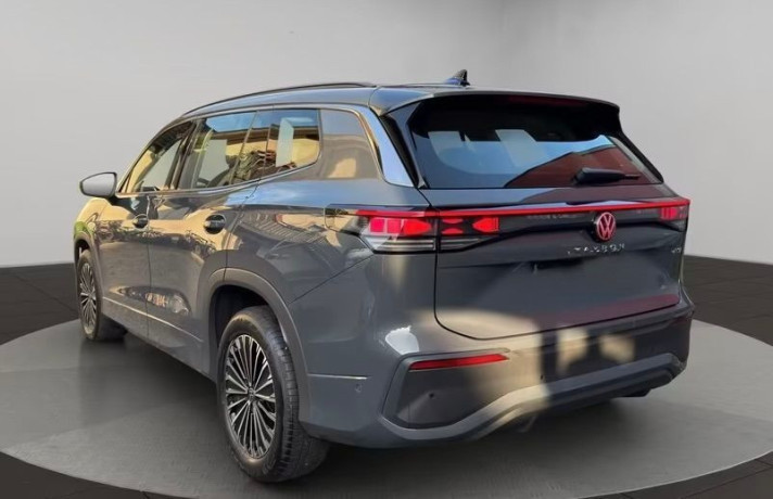 volkswagen-tayron-7-miestny-dsg-15-etsi-110kw-v-zaruke-big-2