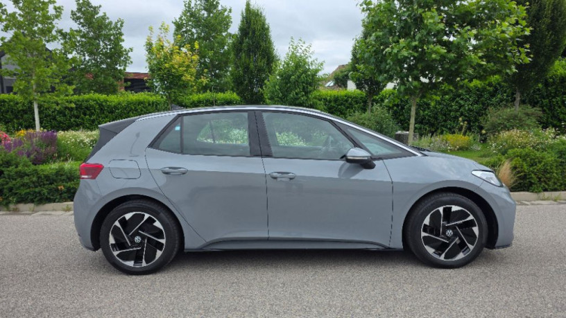 volkswagen-id3-pro-performance-62-kwh-150kw204hp-a1-big-1