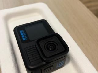 predam-gopro-hero-13-sd-karta-stativ