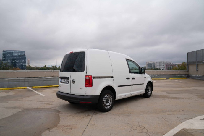 volkswagen-caddy-16-75kw-big-3