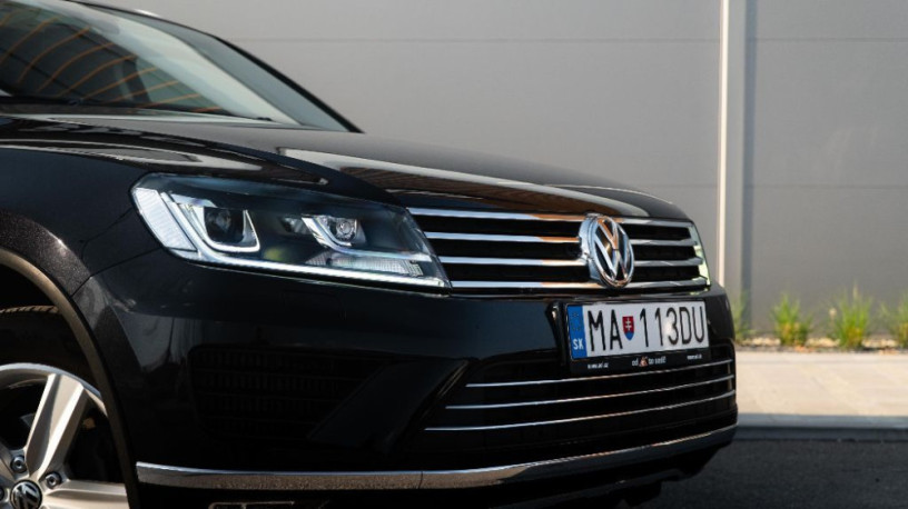 volkswagen-touareg-ii-30-v6-tdi-bmt-4motion-mountain-150kw204hp-a8-big-3